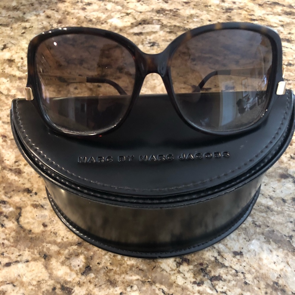 Marc by Marc Jacobs tortoise sunglasses